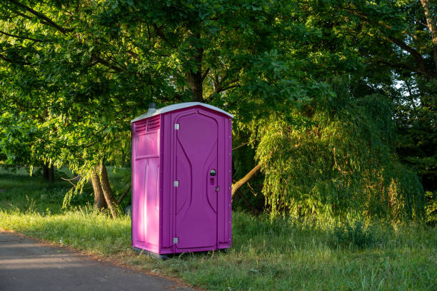 Best Portable restroom trailer rental  in Lake Dalecarlia, IN